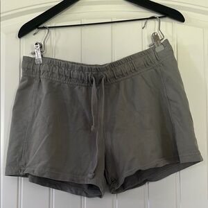 Comfort Colors pull on  Shorts XL